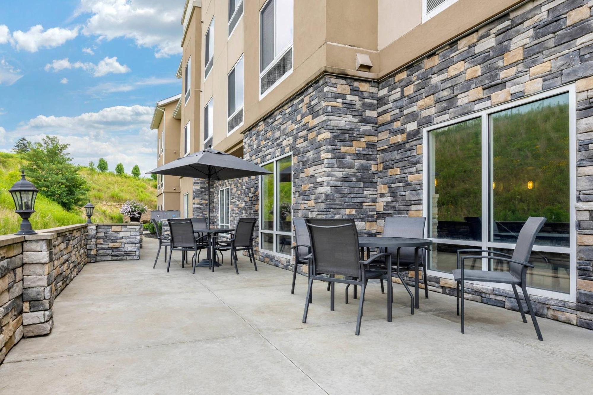 Fairfield Inn & Suites By Marriott Slippery Rock Zewnętrze zdjęcie